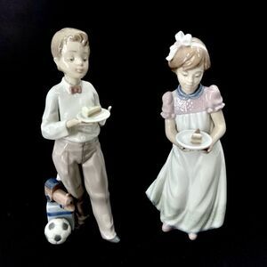 LLADRO 5877 & 5429 Guest Of Honor Boy & Girl Happy Birthday Cake Figurine Pair